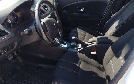 Renault Megane III, 2014 год, 970 000 рублей, 7 фотография