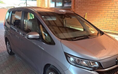 Honda Freed II, 2021 год, 1 930 000 рублей, 8 фотография