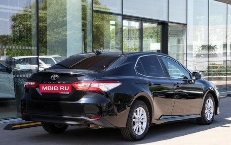Toyota Camry, 2020 год, 2 449 000 рублей, 6 фотография