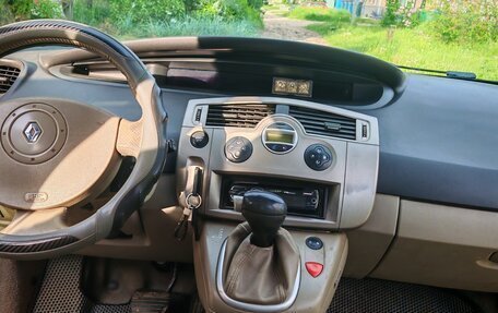 Renault Scenic III, 2005 год, 400 000 рублей, 19 фотография