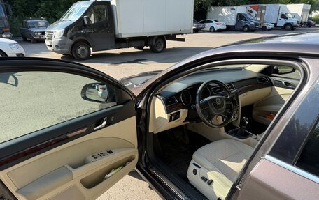 Skoda Superb III рестайлинг, 2008 год, 700 000 рублей, 10 фотография