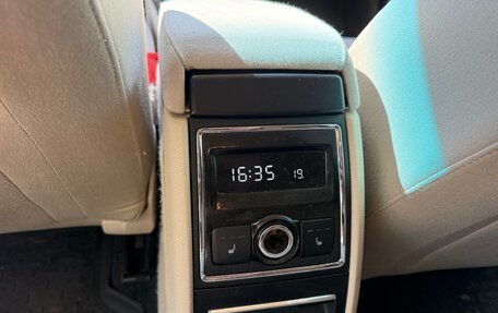 Skoda Superb III рестайлинг, 2008 год, 700 000 рублей, 13 фотография