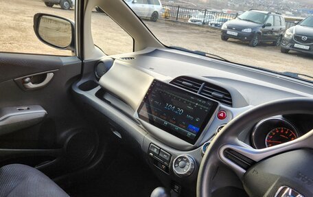 Honda Fit III, 2012 год, 940 000 рублей, 6 фотография