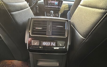 Skoda Superb III рестайлинг, 2018 год, 1 700 000 рублей, 4 фотография