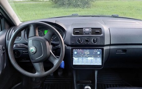 Skoda Fabia II, 2012 год, 465 000 рублей, 3 фотография