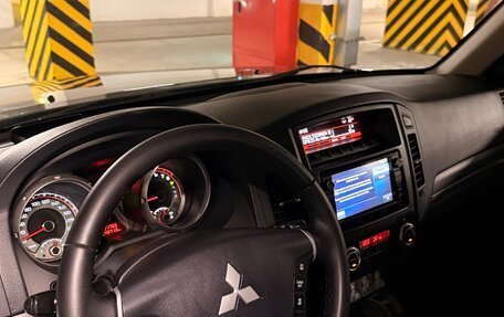 Mitsubishi Pajero IV, 2014 год, 2 500 000 рублей, 6 фотография
