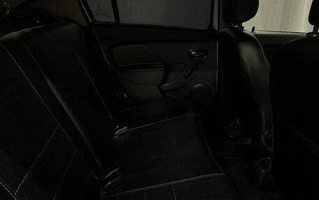 Renault Logan II, 2018 год, 319 888 рублей, 13 фотография