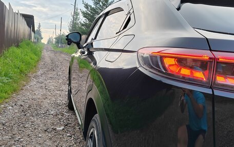 Honda Vezel, 2021 год, 2 150 000 рублей, 6 фотография