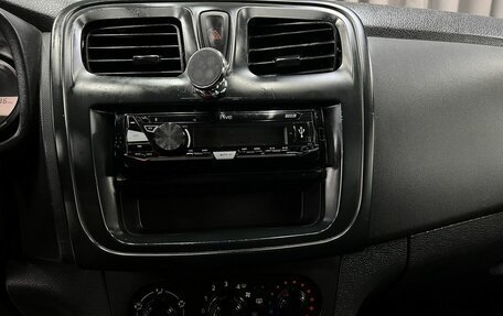 Renault Logan II, 2018 год, 319 888 рублей, 11 фотография