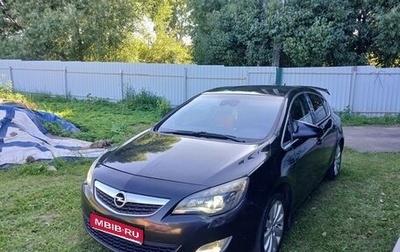 Opel Astra J, 2011 год, 800 000 рублей, 1 фотография