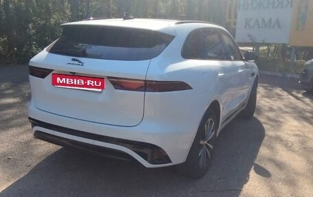 Jaguar F-Pace, 2024 год, 6 000 000 рублей, 2 фотография
