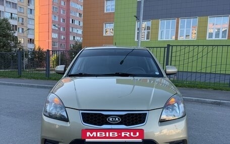 KIA Rio II, 2011 год, 585 000 рублей, 2 фотография