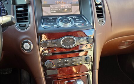 Infiniti QX50 I рестайлинг, 2015 год, 2 200 000 рублей, 9 фотография