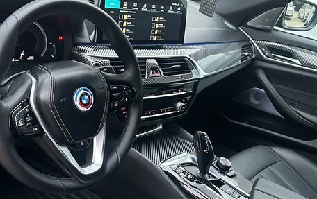 BMW 5 серия, 2018 год, 2 480 000 рублей, 6 фотография