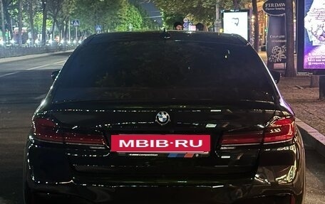 BMW 5 серия, 2018 год, 2 480 000 рублей, 4 фотография