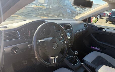 Volkswagen Jetta VI, 2012 год, 760 000 рублей, 11 фотография