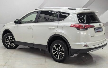 Toyota RAV4, 2016 год, 2 499 000 рублей, 8 фотография