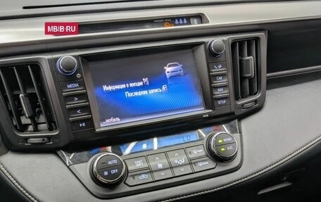 Toyota RAV4, 2016 год, 2 499 000 рублей, 14 фотография