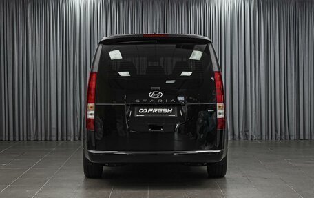 Hyundai Staria, 2023 год, 5 880 000 рублей, 4 фотография