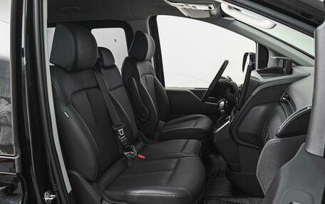 Hyundai Staria, 2023 год, 5 880 000 рублей, 8 фотография