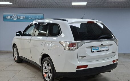 Mitsubishi Outlander III рестайлинг 3, 2013 год, 1 370 000 рублей, 7 фотография