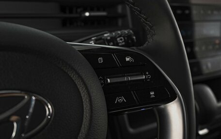 Hyundai Staria, 2023 год, 5 880 000 рублей, 21 фотография