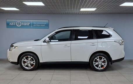 Mitsubishi Outlander III рестайлинг 3, 2013 год, 1 370 000 рублей, 8 фотография