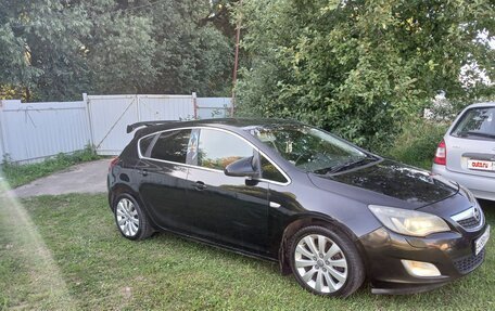 Opel Astra J, 2011 год, 800 000 рублей, 3 фотография