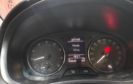 Skoda Fabia II, 2012 год, 400 000 рублей, 16 фотография