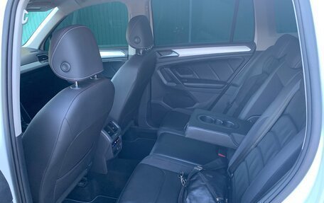 Volkswagen Tiguan II, 2017 год, 2 150 000 рублей, 8 фотография