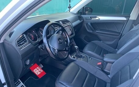Volkswagen Tiguan II, 2017 год, 2 150 000 рублей, 6 фотография