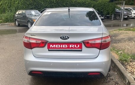 KIA Rio III рестайлинг, 2013 год, 1 100 000 рублей, 3 фотография