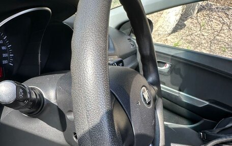 KIA Rio III рестайлинг, 2013 год, 1 100 000 рублей, 17 фотография