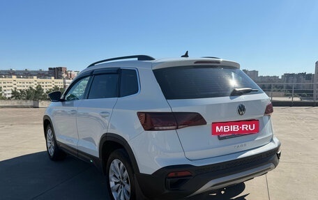 Volkswagen Taos, 2022 год, 2 495 000 рублей, 8 фотография