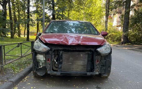 Hyundai Solaris II рестайлинг, 2011 год, 200 000 рублей, 2 фотография