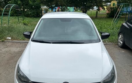 Volkswagen Polo VI (EU Market), 2013 год, 450 000 рублей, 2 фотография