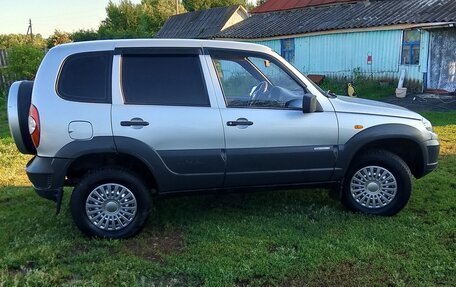Chevrolet Niva I рестайлинг, 2010 год, 400 000 рублей, 5 фотография