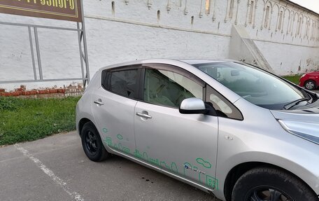 Nissan Leaf I, 2011 год, 600 000 рублей, 3 фотография