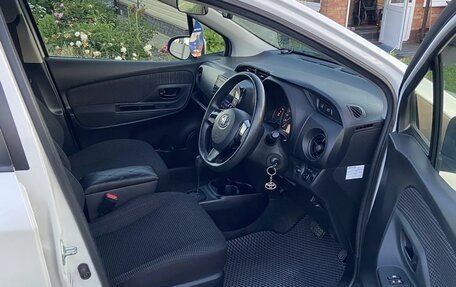 Toyota Vitz, 2017 год, 1 150 000 рублей, 6 фотография