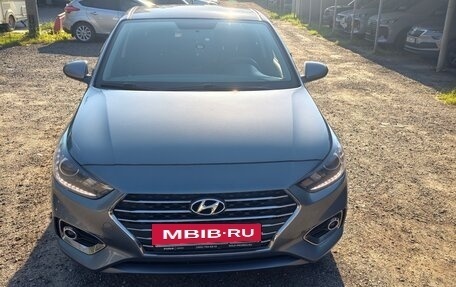 Hyundai Solaris II рестайлинг, 2018 год, 1 400 000 рублей, 10 фотография