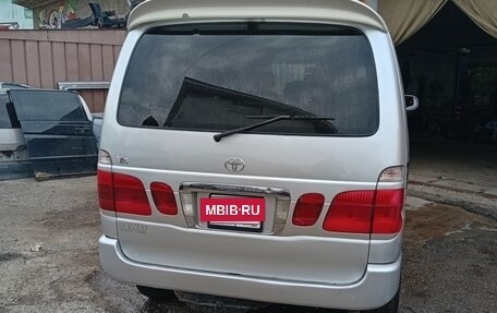Toyota Granvia, 2000 год, 1 300 000 рублей, 6 фотография