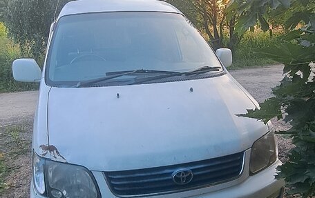 Toyota Lite Ace IV, 2000 год, 390 000 рублей, 1 фотография