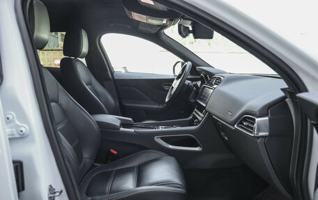 Jaguar F-Pace, 2020 год, 3 289 000 рублей, 29 фотография