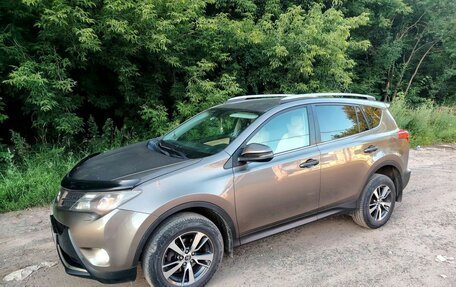 Toyota RAV4, 2015 год, 1 800 000 рублей, 3 фотография