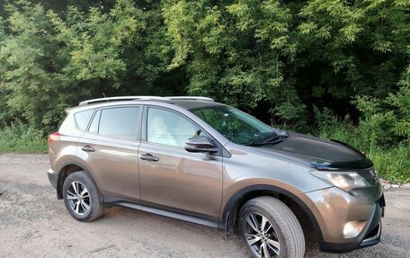 Toyota RAV4, 2015 год, 1 800 000 рублей, 2 фотография
