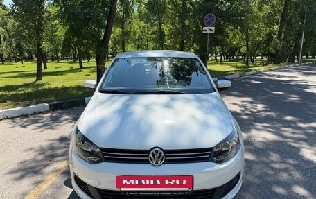 Volkswagen Polo VI (EU Market), 2014 год, 815 000 рублей, 2 фотография