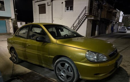 KIA Rio II, 2000 год, 250 000 рублей, 2 фотография