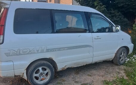 Toyota Lite Ace IV, 2000 год, 390 000 рублей, 4 фотография