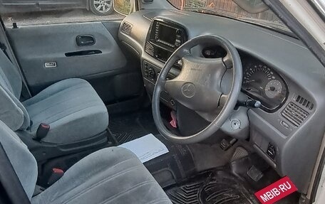 Toyota Lite Ace IV, 2000 год, 390 000 рублей, 6 фотография