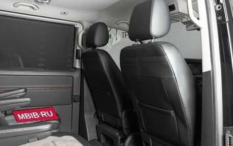 Volkswagen Multivan T6 рестайлинг, 2021 год, 5 200 000 рублей, 8 фотография